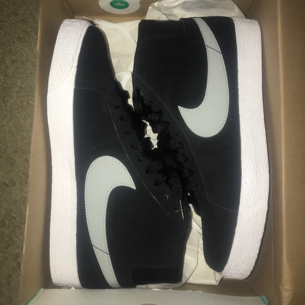 Black Nike Sbs